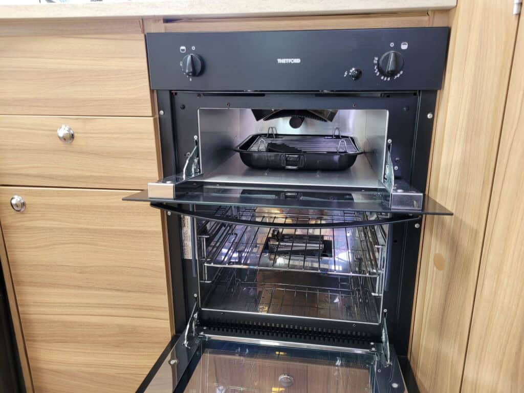 High-quality oven and microwave combination for campervan conversions.